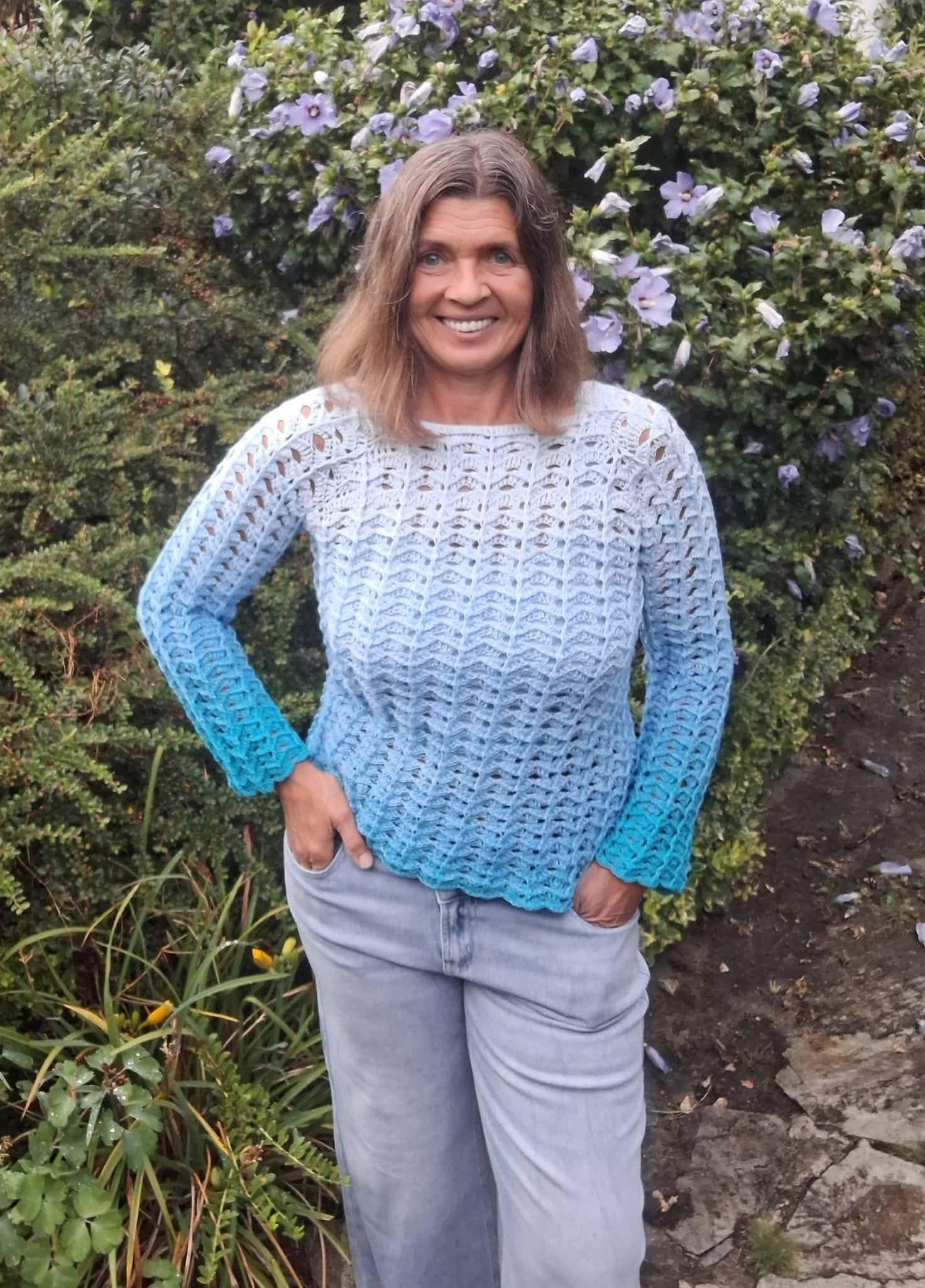 Mareo Sweater – a top-down raglan with a striking textured pattern