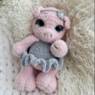 Plush pig toy