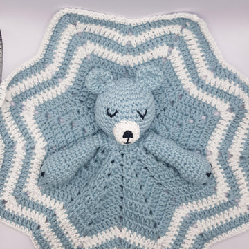 Crochet bear comforter and teether