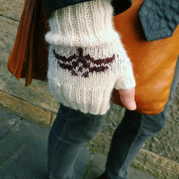 Scottish Rose Handwarmers