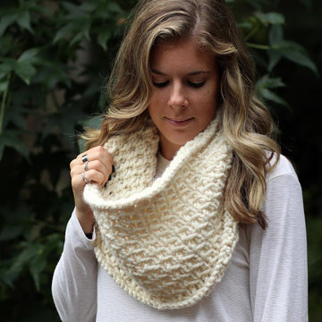 Hillcrest Cowl