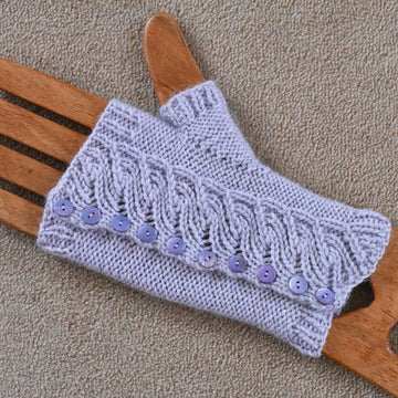 Nest button up mitts