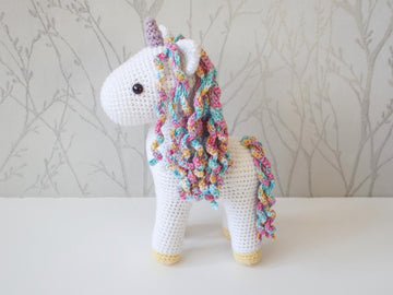 Amethyst the Unicorn Amigurumi