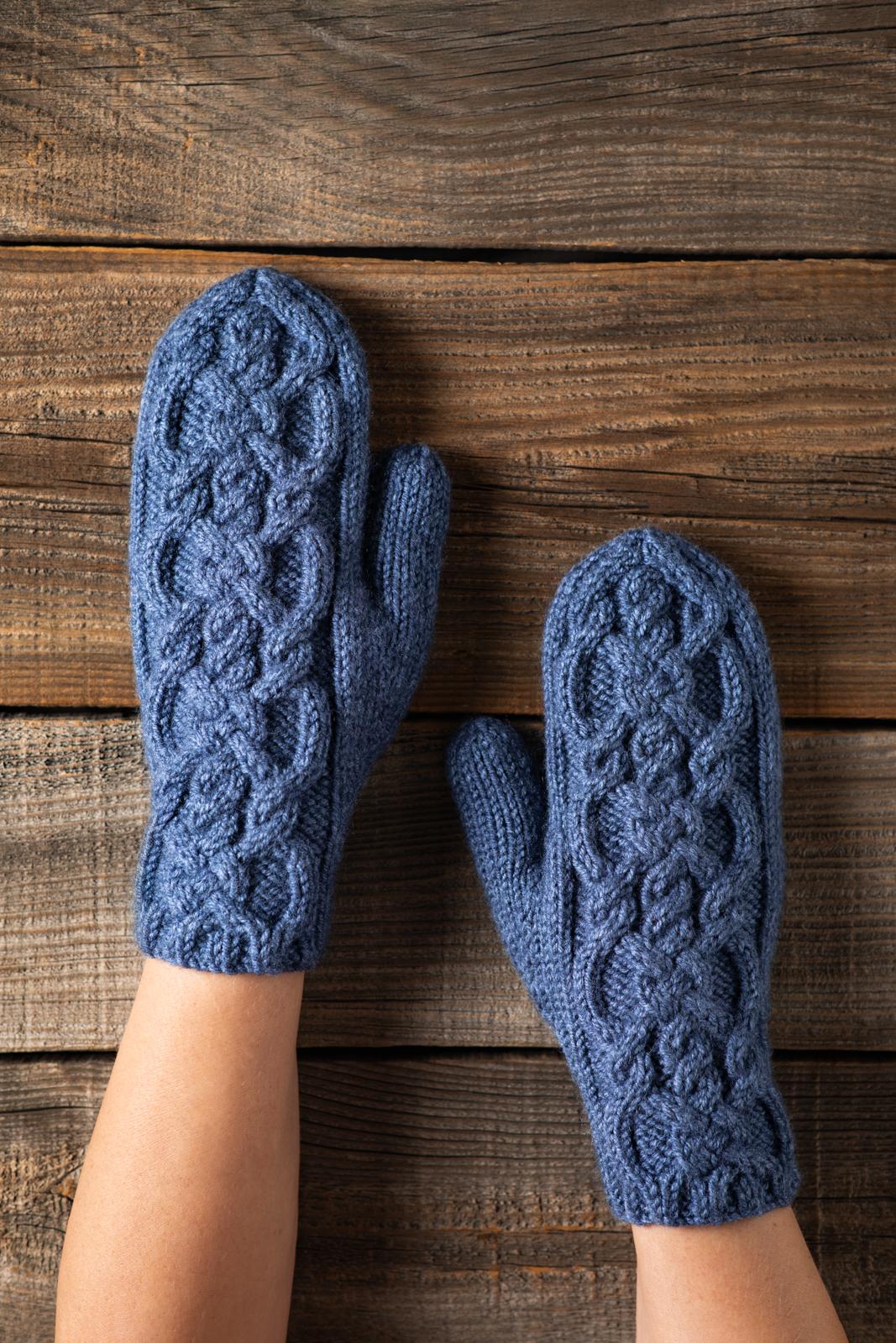 Avery Mittens