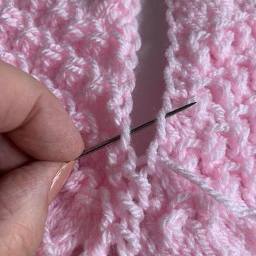 *CUDDLES and KISSES* baby shawl/blanket
