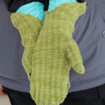 Interrupted swirl mitts