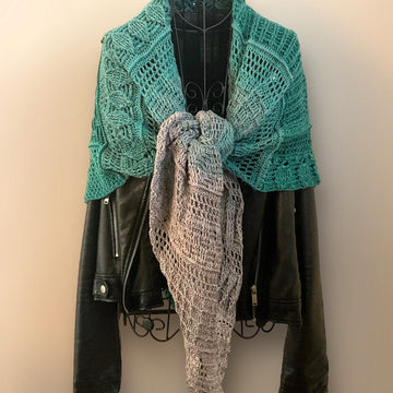 Triangular Scarf "Melia"