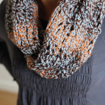 Infinity Scarf in Ella Rae Twist - ER12-04 - Downloadable PDF