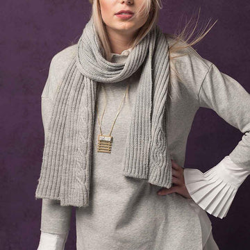 Lundbye Scarf