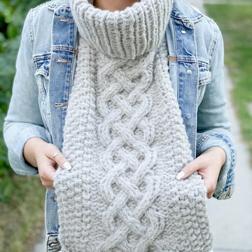 Cozy Celtic Kerchief (Dickie)