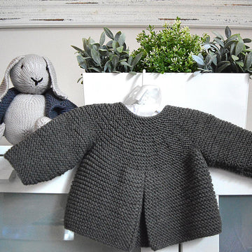 Garter stitch jacket with back pleat and cable hat - P103