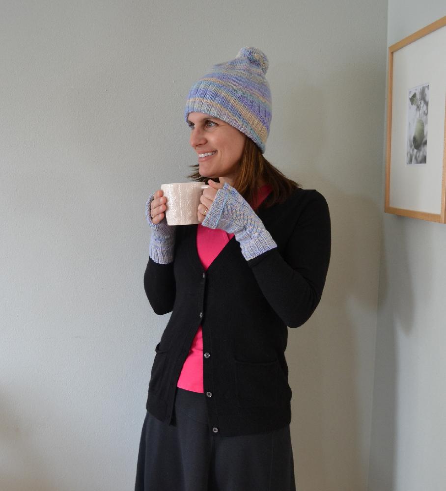 Winter Wonderland Hat & Mitt Set