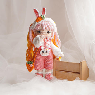 MOCHI doll