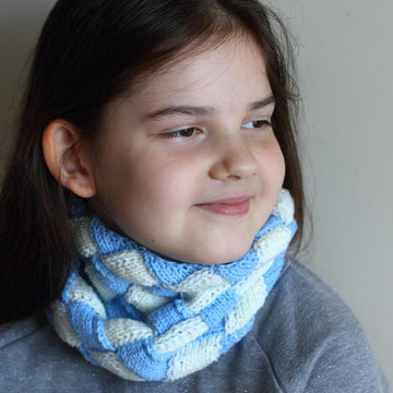 Statement Entrelac Cowl
