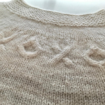 Kissy Hugs Jumper BJ11