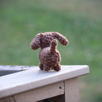 Mini Dachshund Amigurumi