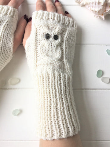 'Summer Owl' No Digit Mitts