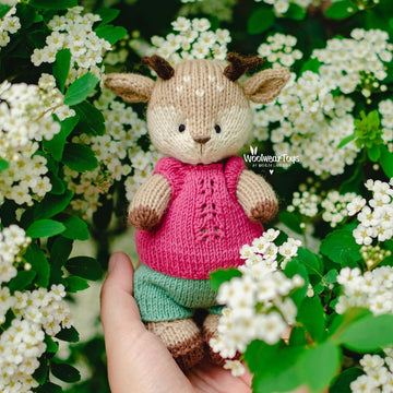 Deer toy.