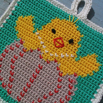 Cheeky Easter chick Potholder