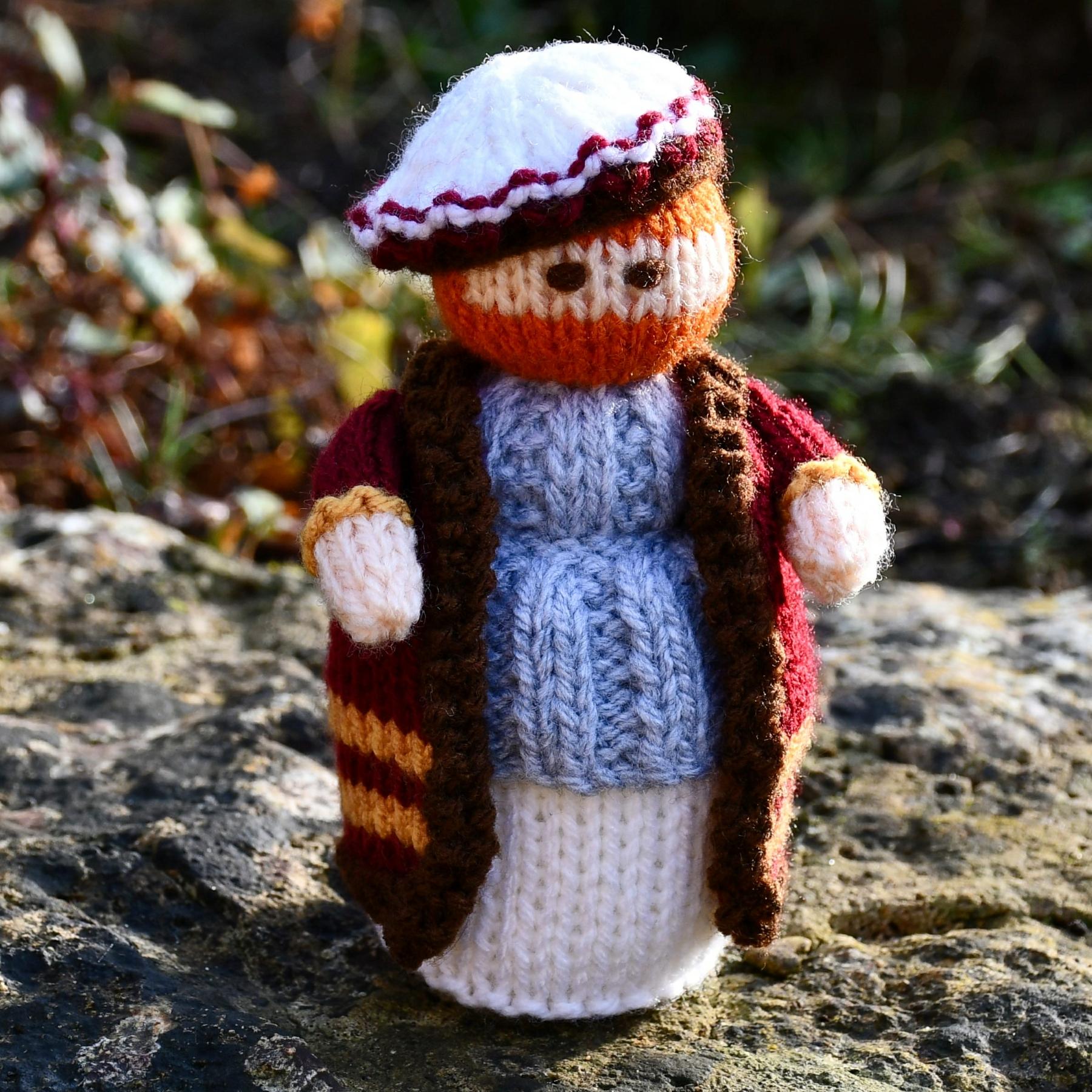 Henry VIII Doll Knitting Pattern - Toy Knitting Pattern