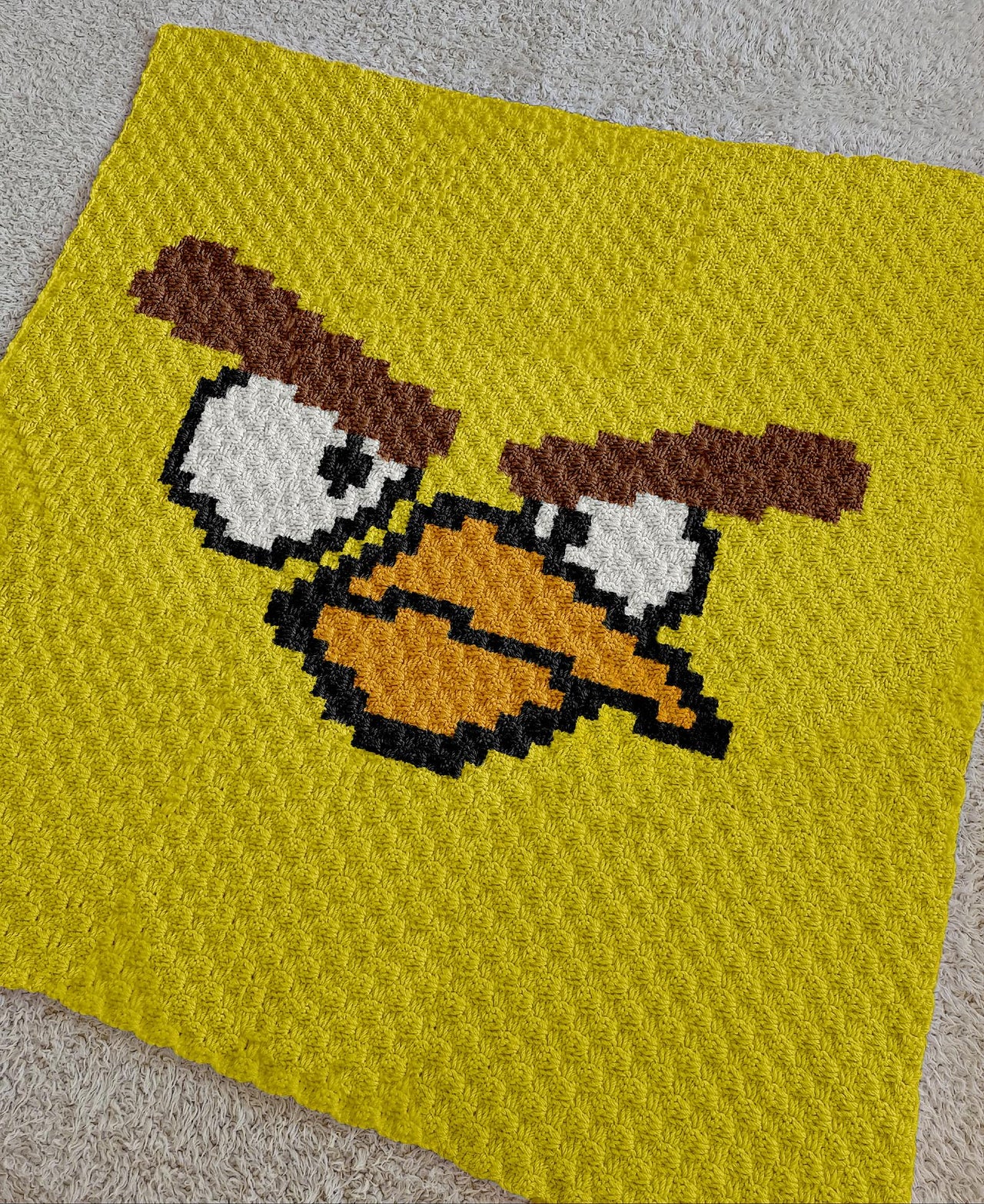 C2C Crochet Pattern Yellow Bird 60x60 Squares Blanket Intarsia Throw