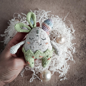 Сute Easter Egg Bunny