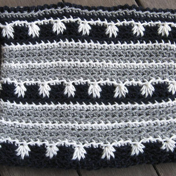 Frozen Flakes Winter Cowl