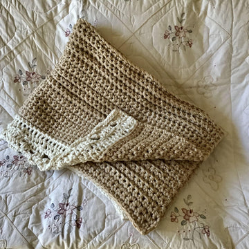 The Chalet Throw