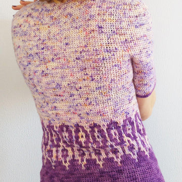 Yarn Away Tee