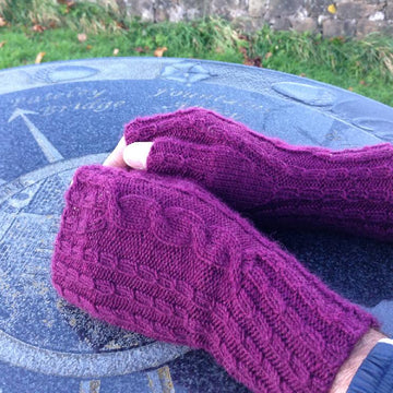 Dunstanburgh Castle Mitts