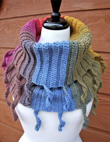 Curly Cute Cowl