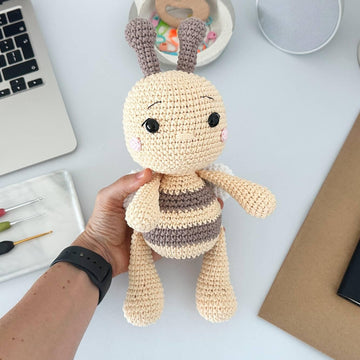 Bee Amigurumi Crochet Pattern PDF – Bee Soft Toy, Stuffed Animal Tutorial