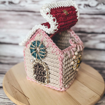 Gingerbread house basket