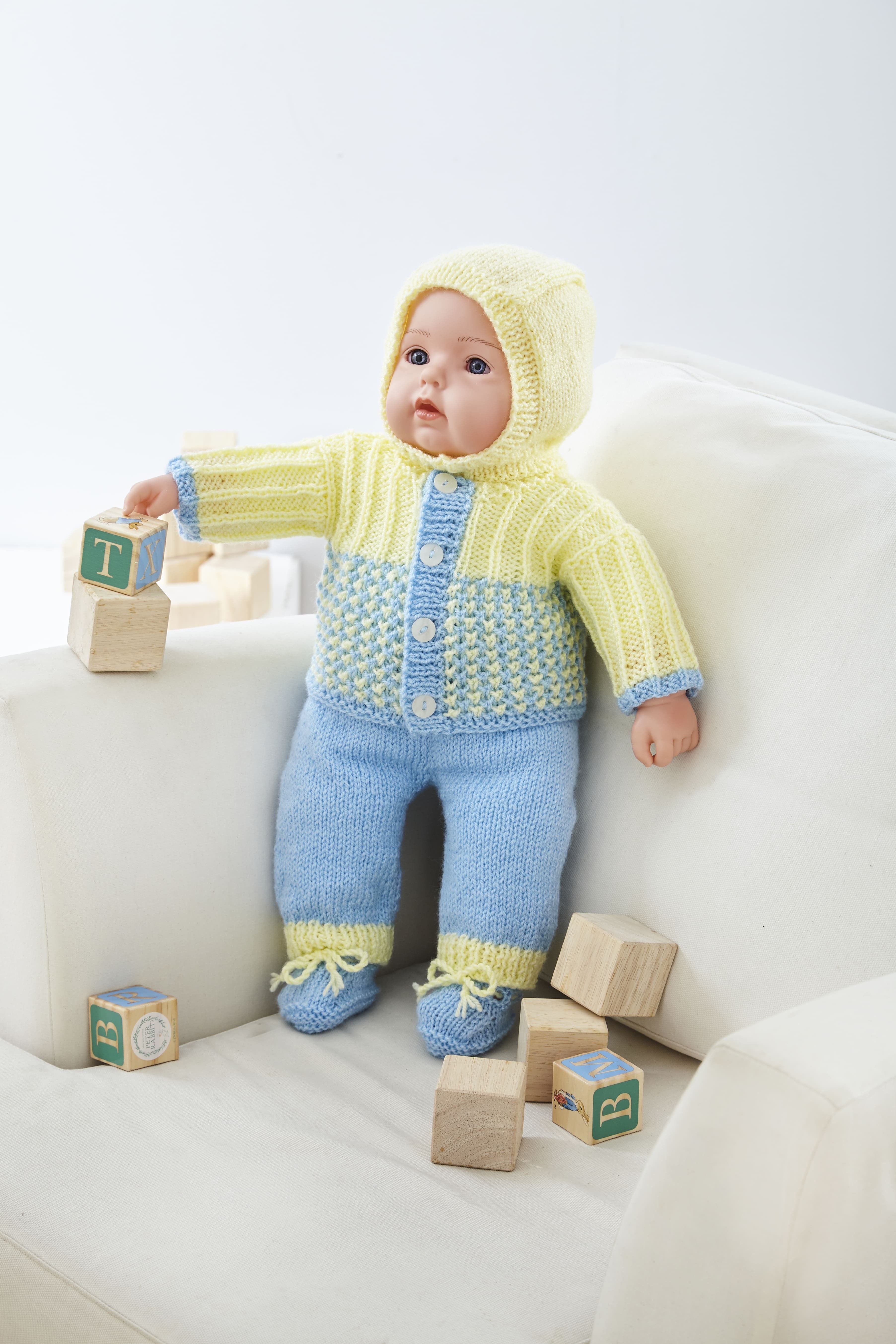 Dolls Clothes in King Cole Pricewise DK - 5924 - Leaflet