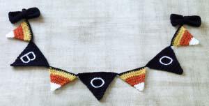 Halloween Pennants  in Lion Brand Vanna's Choice - L0644 - Downloadable PDF