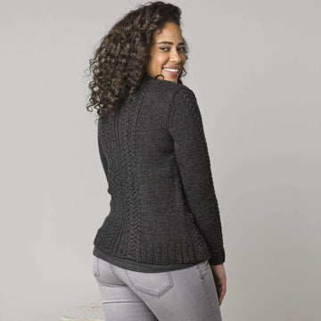 Darby Cardigan in Tahki Yarns - TYBSFW20 - 2  - Downloadable PDF