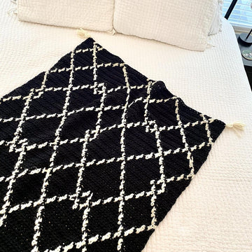 Scandinavian Throw