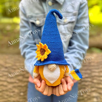 Patriotic gnome of Ukraine