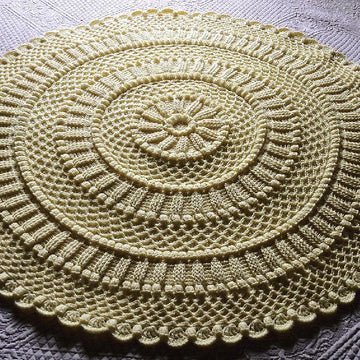 Lille Matelassé Circular Baby Afghan