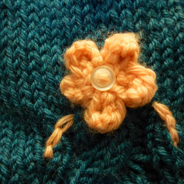 So Simple Knitted Daisy