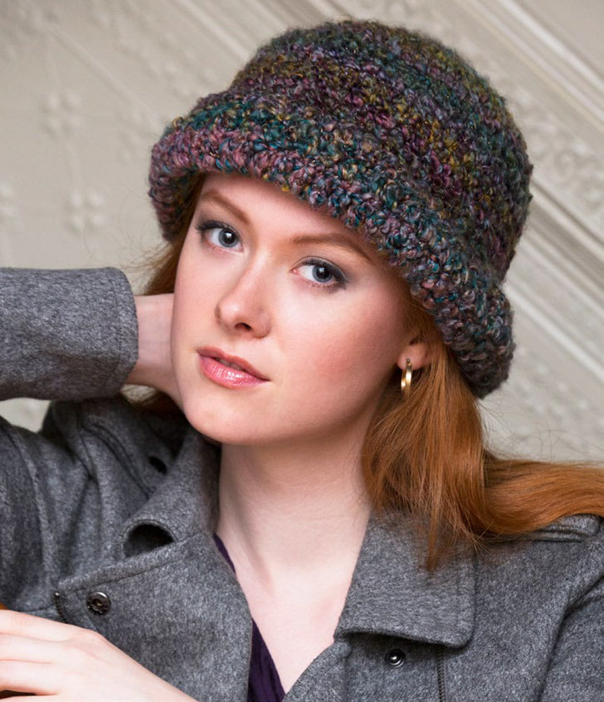City Sophisticate Hat in Red Heart Stellar - LW4540 - Downloadable PDF