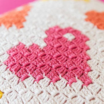 8-bit love pillow