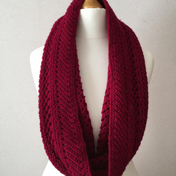 Red Lacy Cowl