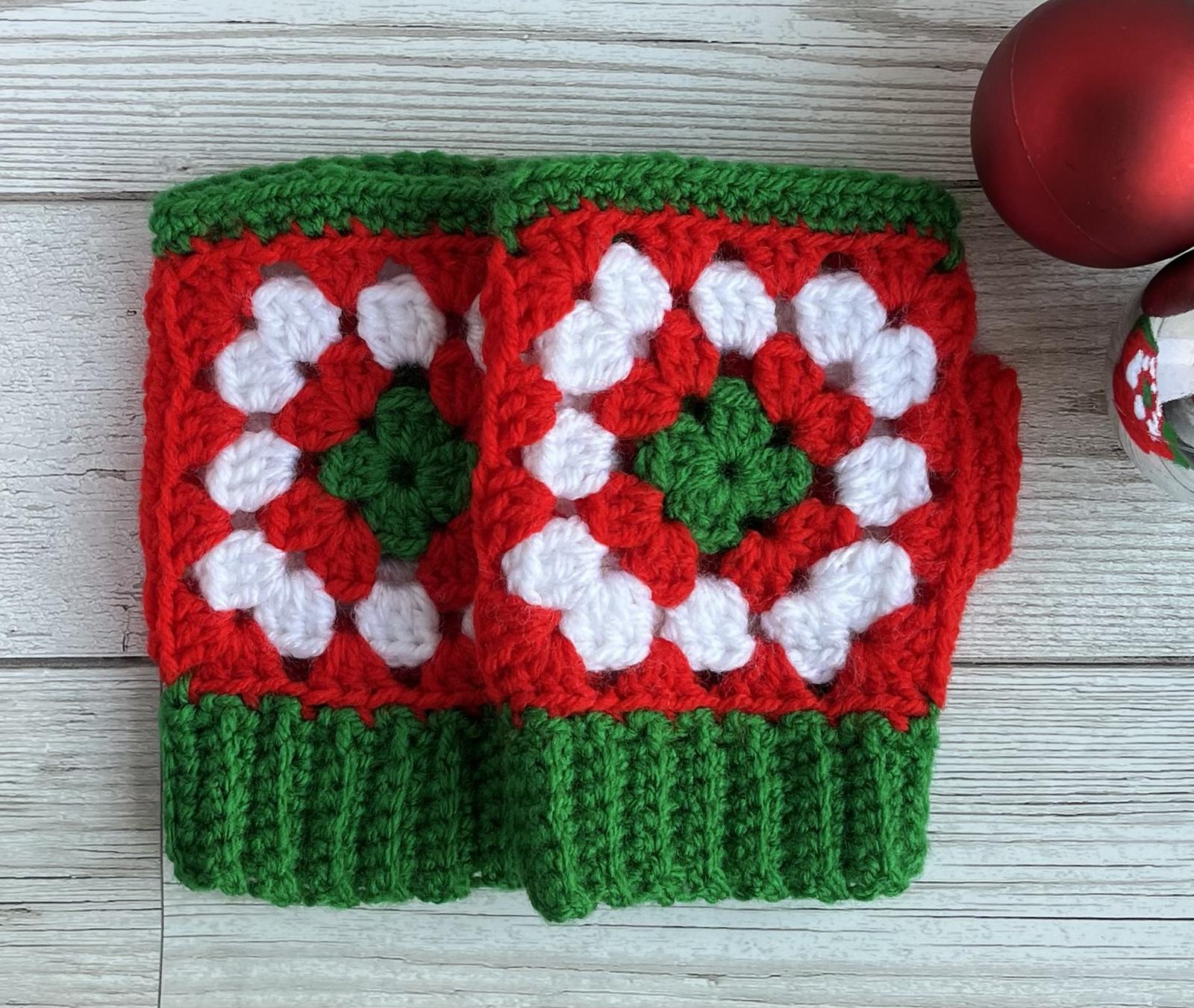Christmas Wrist Warmers