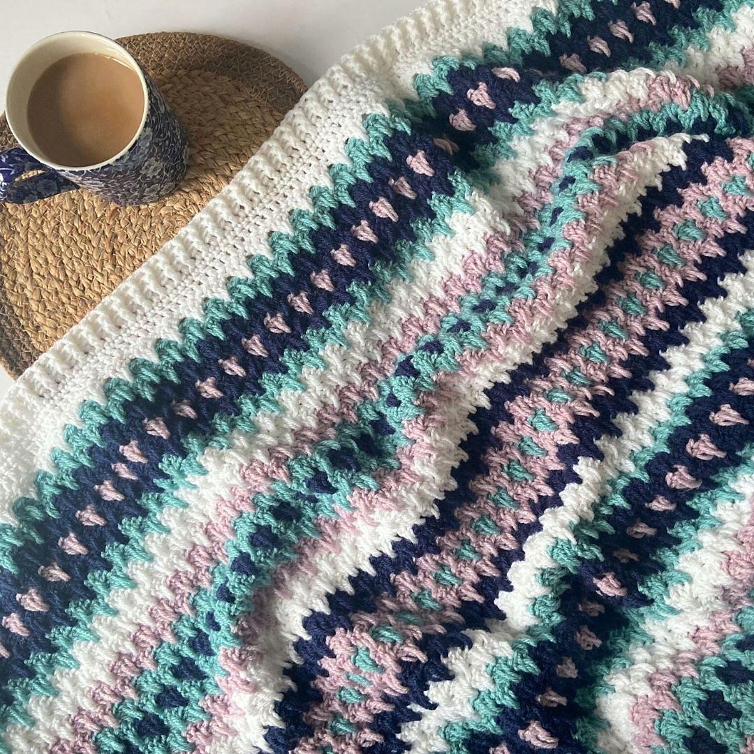 Alma - The Spiky Granny Blanket
