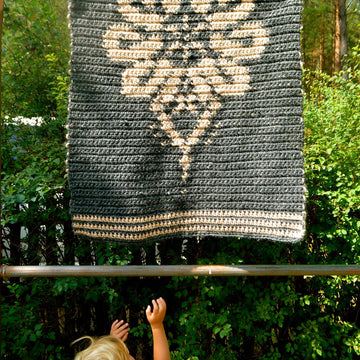 Parzenica Folk Rug