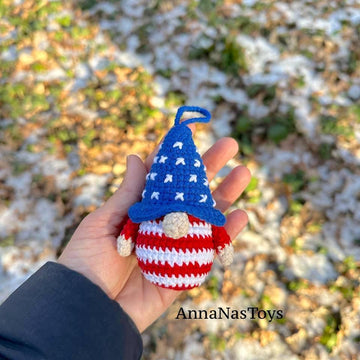 USA Patriotic American Gnome - keychain