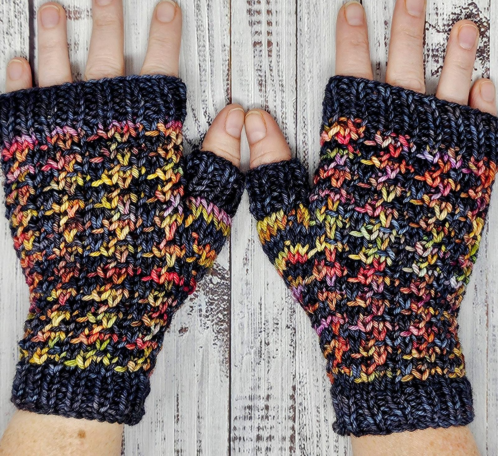 Highland Harmony Gloves