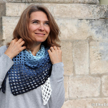 Triangular Scarf "Aquamarine"