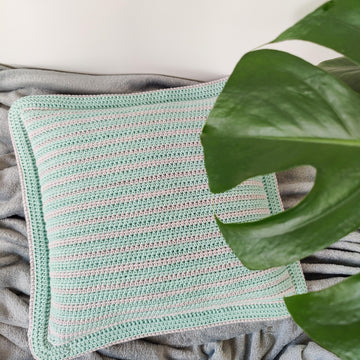 Dainty Diamond Pillow
